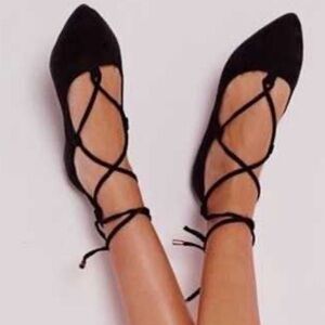 Steve Madden LeCrew Black Suede Lace-up Flats